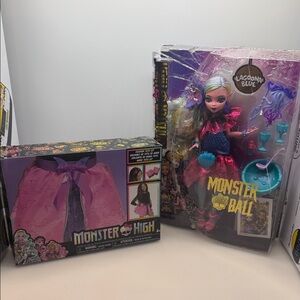 New. Monster High Monster Lagoona Blue Doll & Monster High Kids Tutu Bundle.